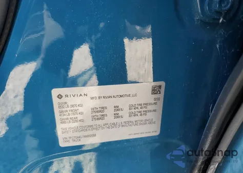 2022 Rivian R1T Launch Edition z USA, uszkodzony, nr VIN 7FCTGAAL1NN002058